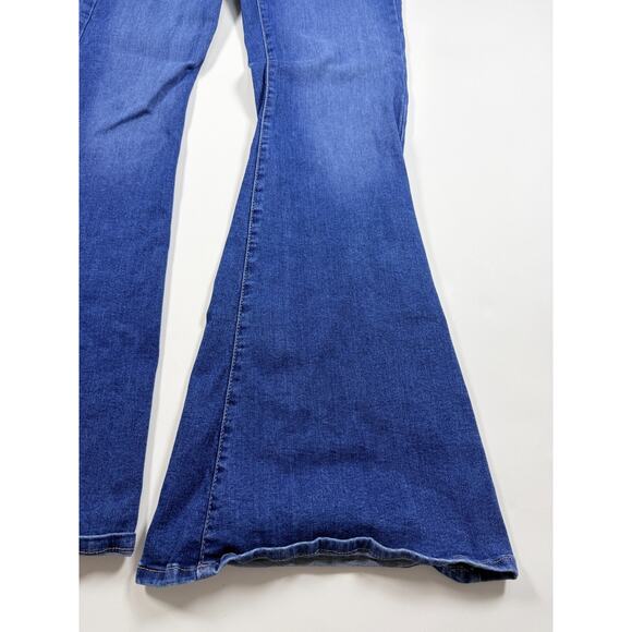 Forever 21 | Blue Denim High-Rise Flare Leg Jeans | Women's Waist Size 28 - Picture 2 of 9